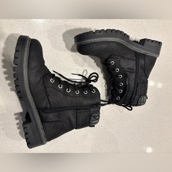 Cliffs White Mountain Boots, Size 5.5 - Picture 6 of 8